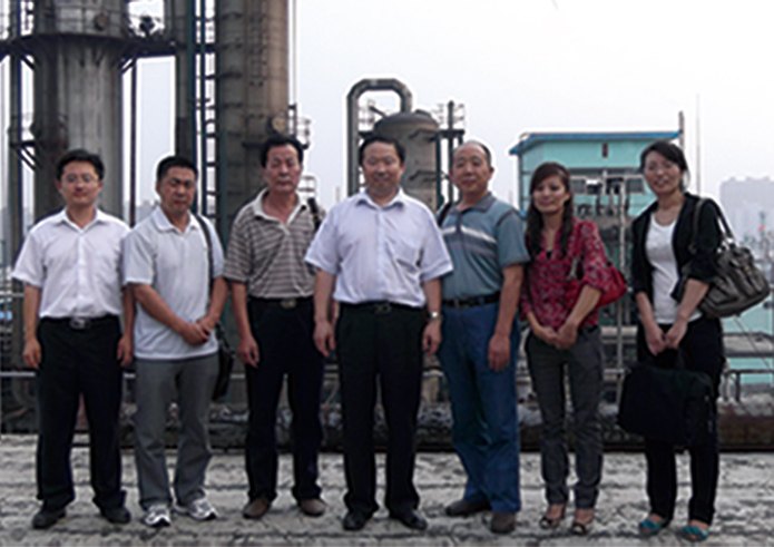 國(guó)內(nèi)客戶(hù)來(lái)公司參觀(guān)及交流