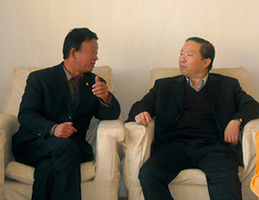 國(guó)內(nèi)客戶(hù)來(lái)公司參觀(guān)及交流